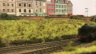 N Gauge Dapol Schools Class “Cheltenham” running with Maunsell Coaches [upl. by Negah]