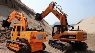 Geckos Construction Truck Diggers For Children  Geckos Garage  Educational Videos For Toddlers [upl. by Sremmus]