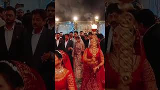 Dulhan ki jabardast entry dulhan madhanya brideentryideas [upl. by Irwin956]