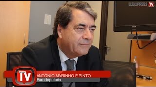 Bruxelas Entrevista a Marinho e Pinto quotPagam tanto aos deputados para os aliciarquot [upl. by Farrell819]