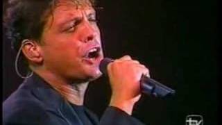 Luis MiguelEncadenados en vivo SantiagoChile 97 [upl. by Assirrak]