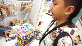 TOYS R US CLOSING DOWN FOREVER NOOOOOO VERY SAD VLOG 2 [upl. by Onek]