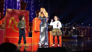 Mariah Carey Brings Her Twins on Stage [upl. by Naik]