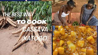 Preparing ugandan cassava katogo with africannyako food village africanlifestyle [upl. by Eidnim]