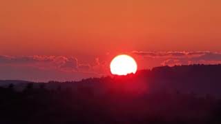 Amazing Sunset over Mountains amp Lake Sunapee in New London NH  Late Summer Vibes September 2024 [upl. by Eigger62]