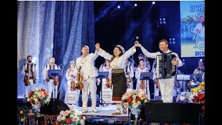 Laura Olteanu și Orchestra Fratilor Advahov  Spectacol Suceava [upl. by Anoel]