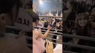 The little girls reaction when holding Lisas hand in real life blackpink lisa [upl. by Ardnahsal10]