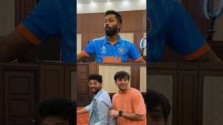 Gully Cricket vs International Cricket 😂 hardikpandya funcho [upl. by Ociram]