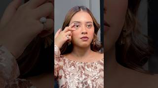 Eye lenses nikalne ka easy hack✅ eyelenses hack tipsandtricks makeuptips makeuptutorial tips [upl. by Kcirej]