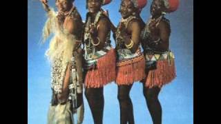 Mahlathini amp the Mahotella Queens  Melodi Yalla [upl. by Sucul54]