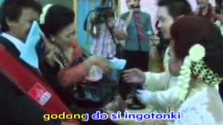 Rani Simbolon  Tinggal ma haposoon [upl. by Shanly]