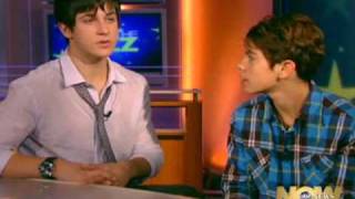 David Henrie amp Jake T Austin  ABC News Whats the Buzz [upl. by Meredith]