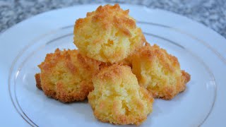 BOLINHOS DE COCO 🥥  COQUINHOS  RECEITA DOCE SIMPLES RAPIDA E UMA DELICIA 😋 [upl. by Aihsirt64]