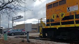 TZPR 1352 Switching in East Peoria IL 12923 [upl. by Rodriguez]