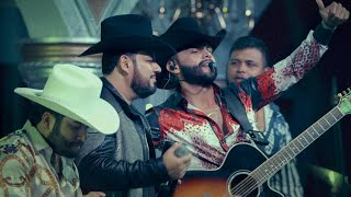 La Ventaja  Roberto Tapia  Y Van Pa Arriba Video Oficial [upl. by Ennaitsirk]