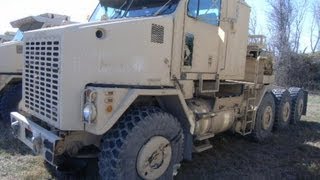 1998 Oshkosh M1070 Heavy Equipment Transporter Truck on GovLiquidationcom [upl. by Yecnuahc]