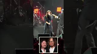 Dave Grohl Sings w Audioslave quotShow Me How To Livequot [upl. by Nickola]