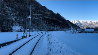 SEMBRA LA LAPPONIA ARRIVA UN BESTIONE DI 600 METRI SOTTO LA NEVE nella fermata di QUARTINO [upl. by Nymrak]