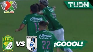 ¡GOLAZO Andrés Guardado de zurda  León 40 Querétaro  Liga Mx AP2024  J14  TUDN [upl. by Luy910]