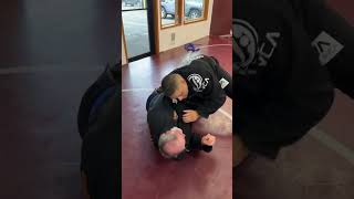 Gator roll from half guard rodrigograciejrbjj beachbumjiujitsuoceanshoreswa bjjtechniques [upl. by Dickenson]