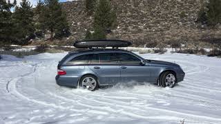 Mercedes E500 Wagon drift in snow [upl. by Benjie]