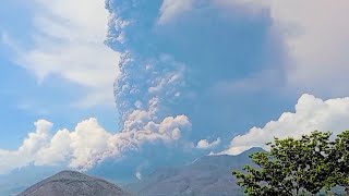 Flights to Bali cancelled amid volcanic eruption [upl. by Rafter485]