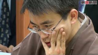 羽生名人、カド番から２連勝 将棋名人戦第５局 [upl. by Adamo]