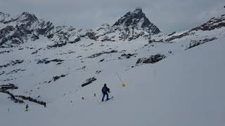 Klein Matterhorn 3820 m to BreuilCervinia 2050 m skiing the Theodul Glacier amp Pista Ventina [upl. by Featherstone]