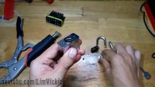 锁头只需往這裡輕輕一撬就能打開了， How to Pry open a lock using only a screwdriver [upl. by Erlond]