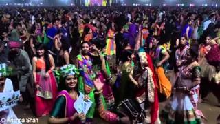 Dhol Vaagya  United Way of Baroda  2015 [upl. by Eudora]