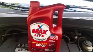 Valvoline Max Life High Mileage Synthetic Blend Motor Oil Best Value High Mileage Engine Oil [upl. by Wilinski]