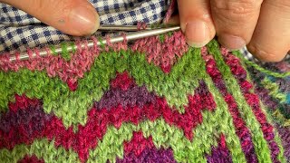 Correcting a mistake Wrong colour stitch in previous row Frogging The knitting man knits Vlog 5 [upl. by Laszlo]