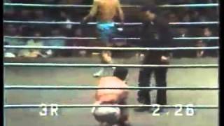 Kickboxing classic Katsuji Tomiyama vs Hanagata 1972 Japanese welterweight championship [upl. by Notaes783]