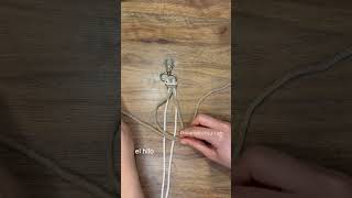 DIY  Tutorial  Llavero de flor fácil en macrame paso paso🌼Nivel principiante macrame [upl. by Cordova]