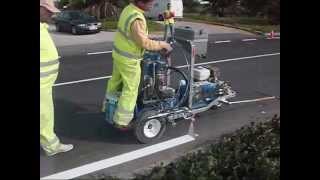 TECMAPRO LINELAZER 250 of GRACO Roadmarkings machine [upl. by Cordie305]