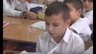 Ora News  Aspak “ndryshe” 9vjeçari autik që shkëlqen në shkollë [upl. by Ecadnarb]