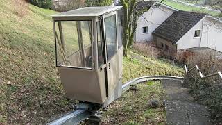 Privater Schrägaufzug mit Brücke Fahrt  private inclined lift with a bridge Switzerland [upl. by Ula]