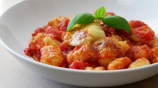 Gnocchi mit Tomatensauce Rezept  Oven Baked Gnocchi with Tomato Sauce  ENG SUBS [upl. by Giuditta]