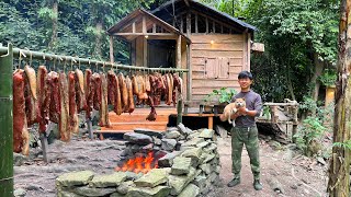 Harvesting tomatoes to sell Buying pork for Tet Making smoked meat  2 Years Alone in the Forest [upl. by Festatus]