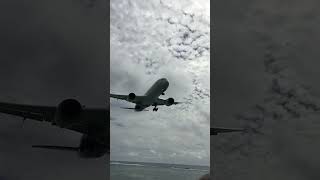 Air New Zealand Landing in Rarotonga Cook Islands airnewzealand pacificocean greenscreen [upl. by Airitak]