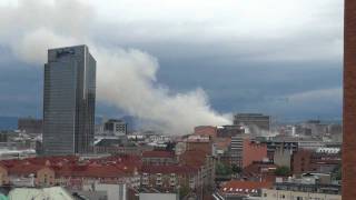 Oslo bomb  Raw unedited footage  seconds after bomb explosion  Terror attack 22072011 [upl. by Robinet31]