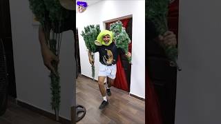 ARMADO EL ÁRBOL DE NAVIDAD shorts comedy alfredolarin funny memes [upl. by Dnaltruoc286]