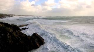 La Bretagne en pleine tempête [upl. by Nolaj609]