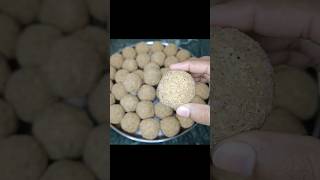 💁‍♀️ डिंकाचे लाडू  Dinkache ladoo Recipe In Marathi youtubeshorts shorts dinkacheladoo [upl. by Wagstaff]