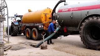 Bouwland Injecteren  Injecting slurry  Gülle ausbringen  Case IH  Roelama  New Holland [upl. by Alrrats]