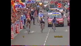 CYCLISME  TOUR DE FRANCE 1993  17 EME ETAPE  LE DERNIER KM AVEC LES COMMENTAIRES DU DIRECT [upl. by Blair]