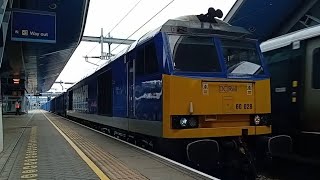 Locomotive amp Unit Movements around Reading [upl. by Retsevlys]