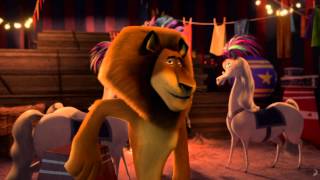 MADAGASCAR 3  Los Fugitivos  Clip Afro Circo [upl. by Arrim]