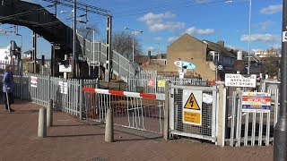 Grays Level Crossing [upl. by Ackerley1]