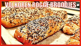 Versgebakken Volkoren Rogge Broodjes Een Recept om Van te Smullen [upl. by Lynelle]